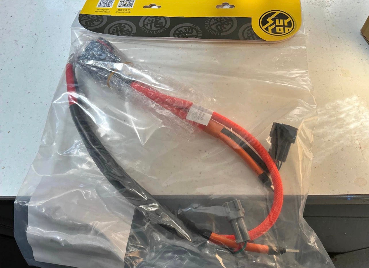 2025 Surron lbx battery adapter / plug