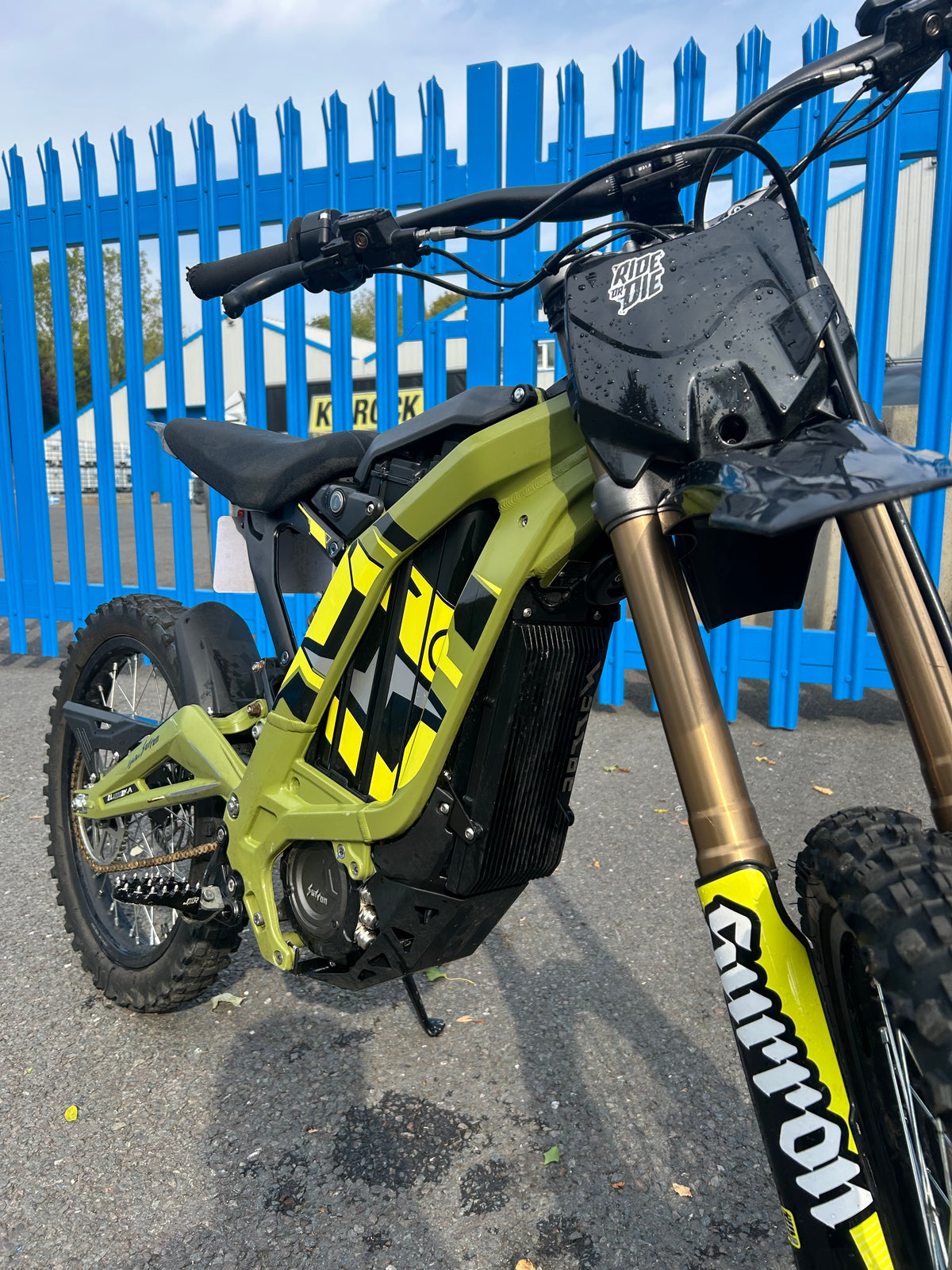 2025 Surron lbx