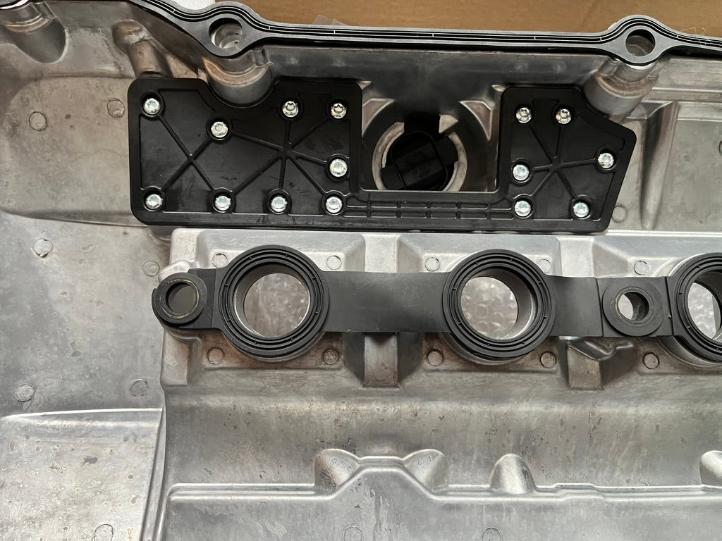 BMW E46,E39,E53,E87 M54 & M52TU Aluminium Valve Cover Kit