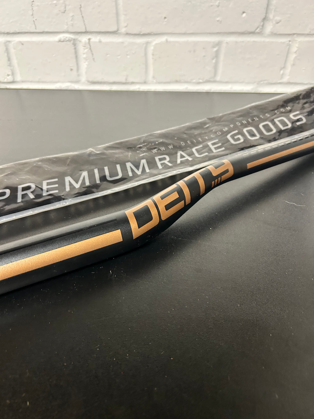 Deity handle bars