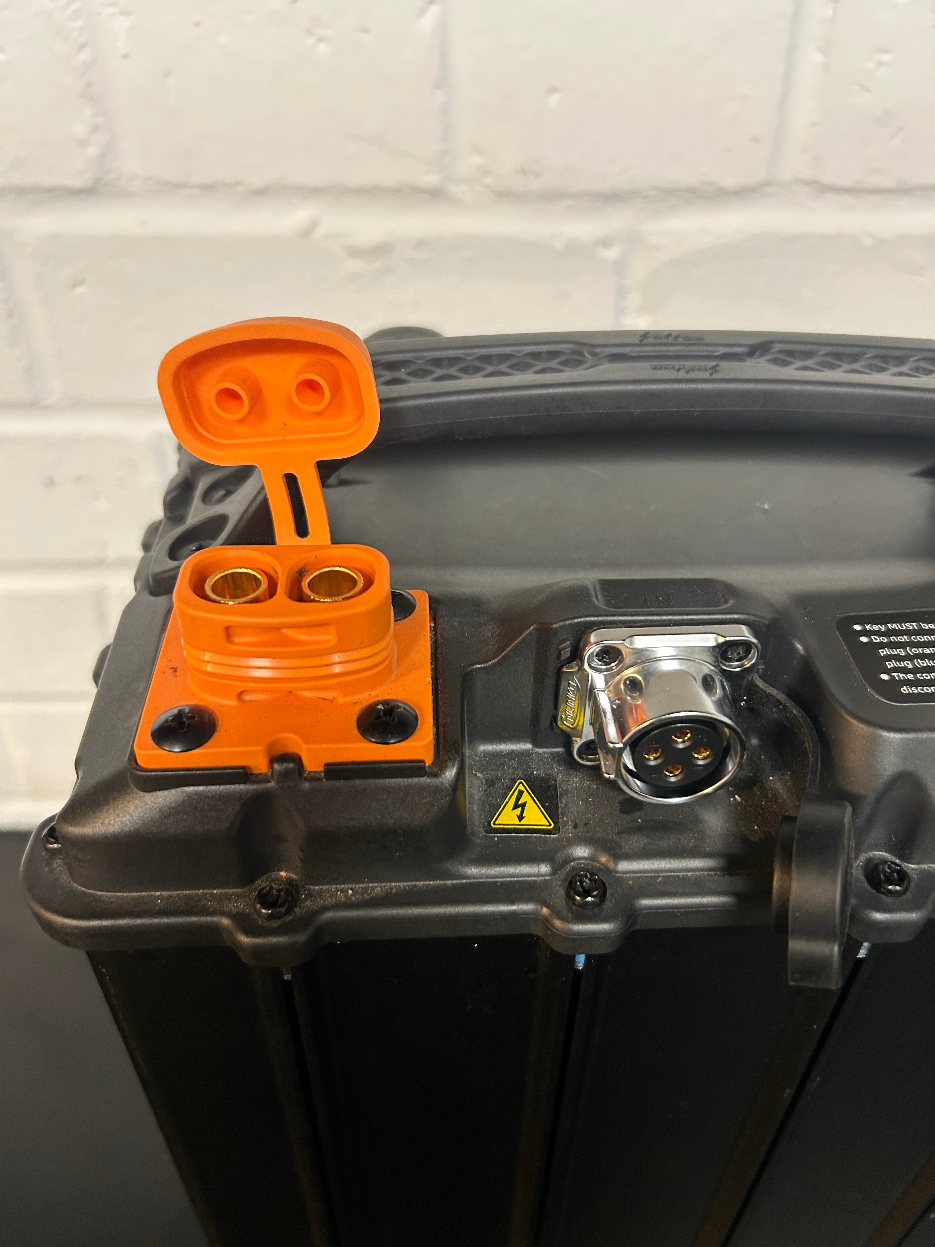 2025 Surron ultra bee battery