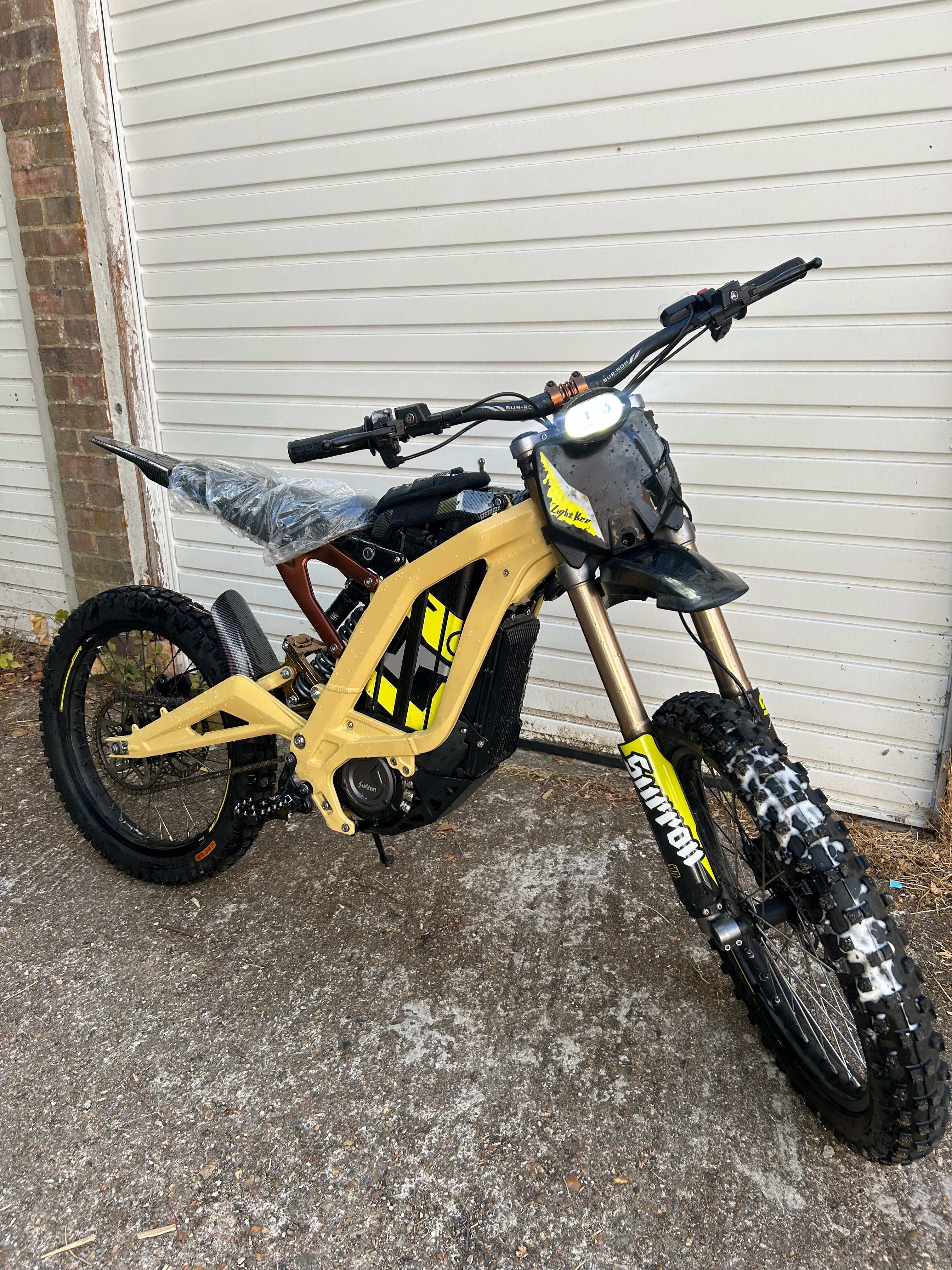 2025 Surron lbx