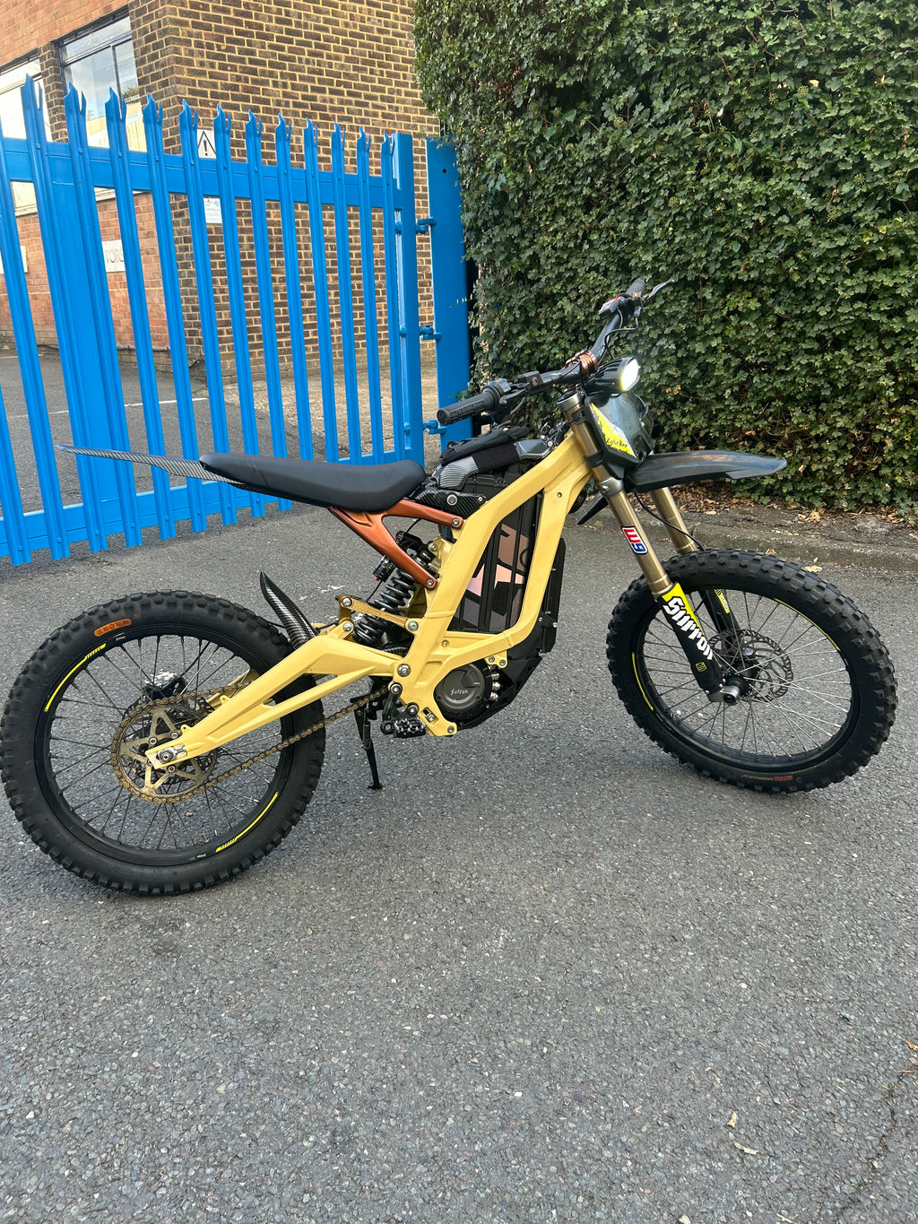 2025 Surron lbx