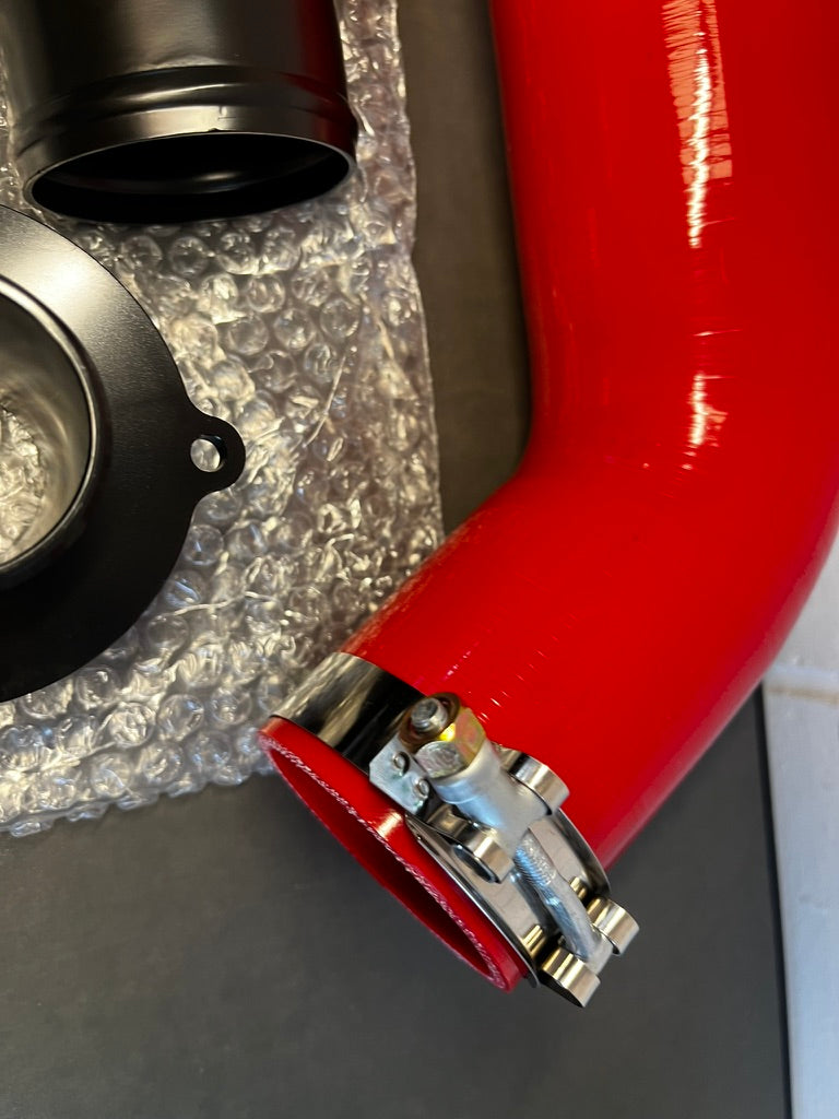 EA888 Aluminium Turbo Intake Elbow & Muffler Delete Kit with Silicone Intake Hose In Red