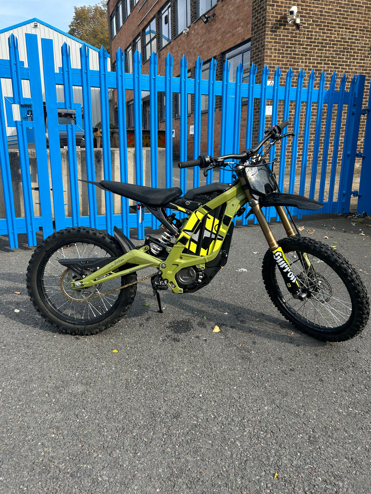 2025 Surron lbx