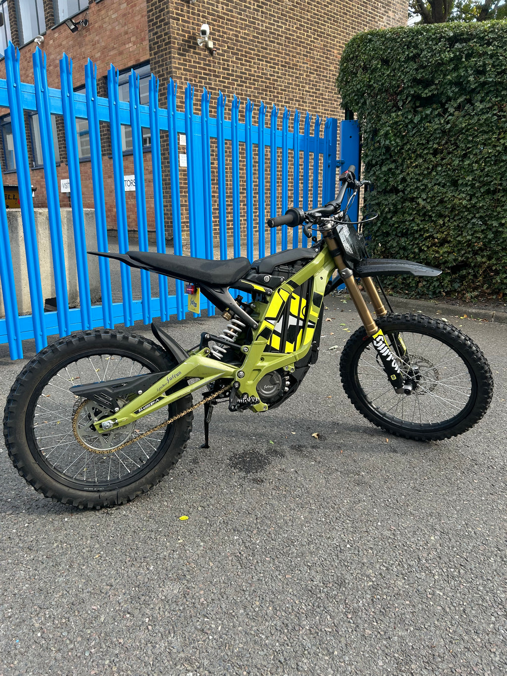 2025 Surron lbx